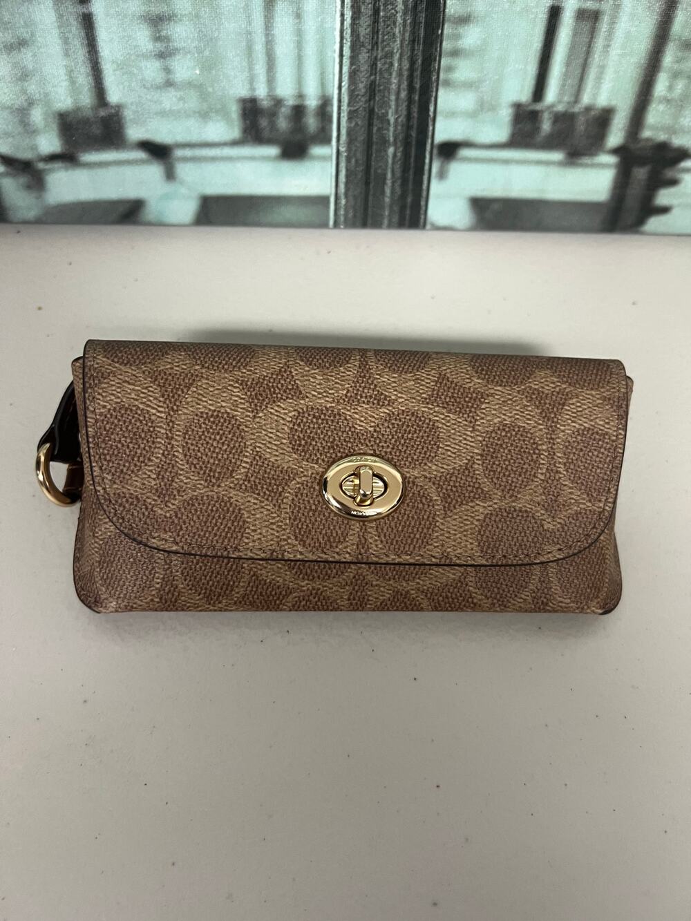 Coach CZ207 Sunglass Case In Signature Canvas IN Tan/Brown